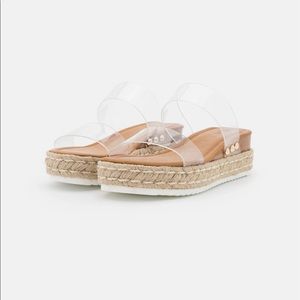 Savannah Sandals 7.5W
